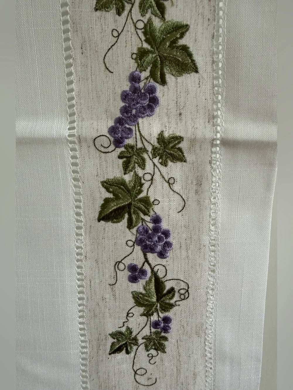 Charles Gallen Irish Textiles Table Runner with Grapes embroidered 14”x 90” NWT